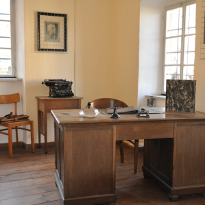 Istorgia culturala dal biro